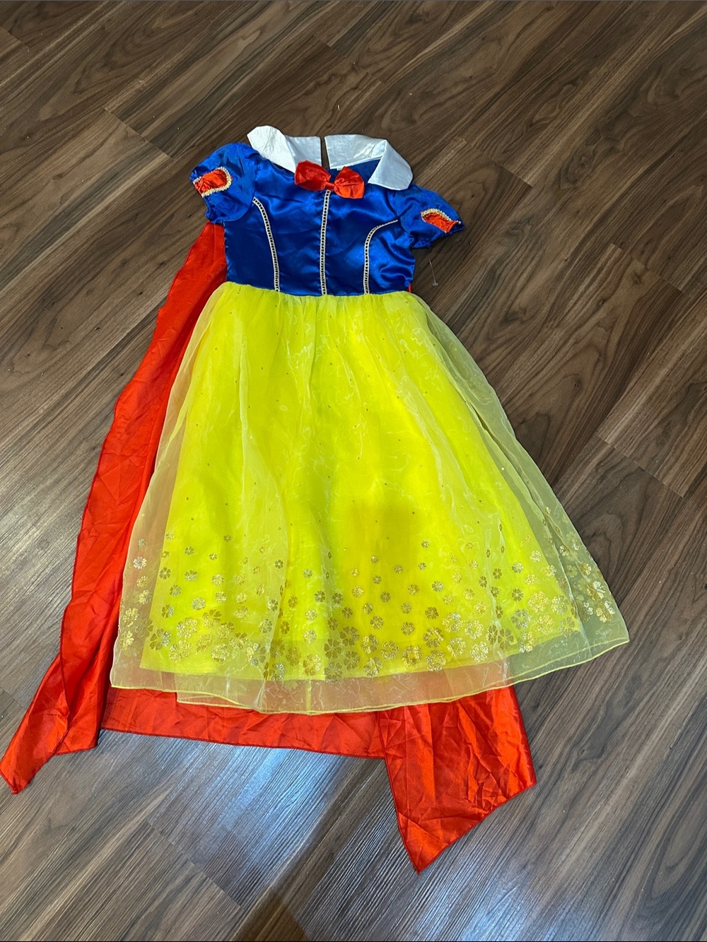 Snow White Classic Princess Yellow & Blue Costume Dress with Red Cape